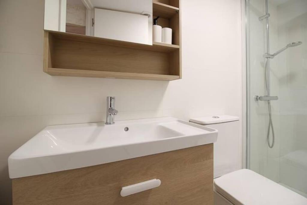 Апартаменты Vivienda En El Centro De Сантандер Экстерьер фото