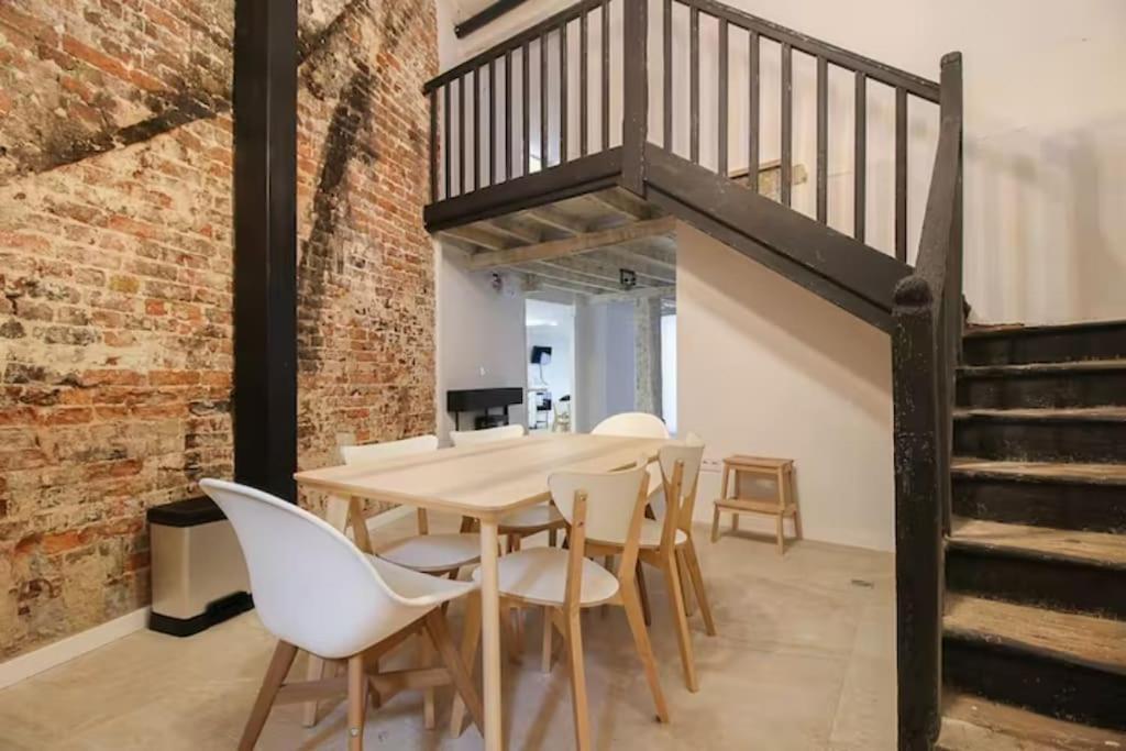 Апартаменты Vivienda En El Centro De Сантандер Экстерьер фото